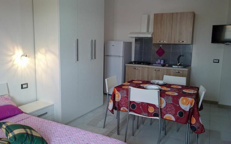 Casa Vacanze Porto Cesareo Bilocale Silvia 1