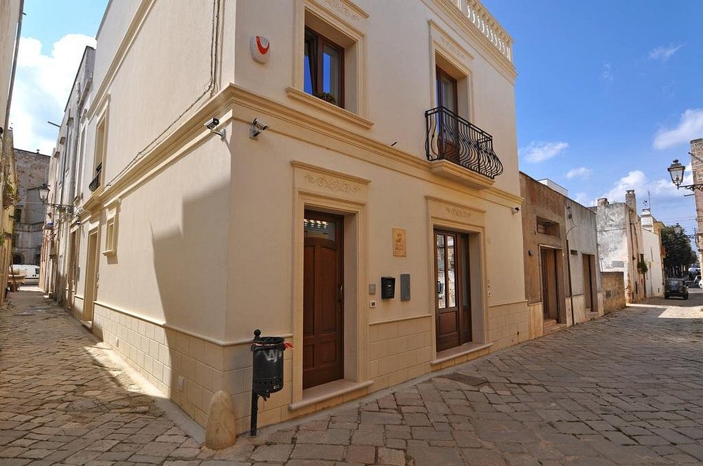 Vendesi B&B Avviato Salento con Terrazzo Solarium – Racale (LE)